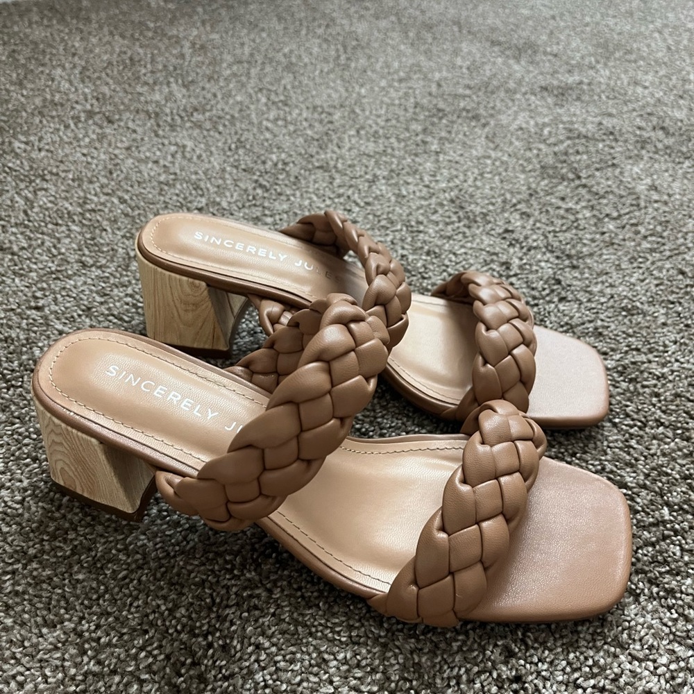 Women heels